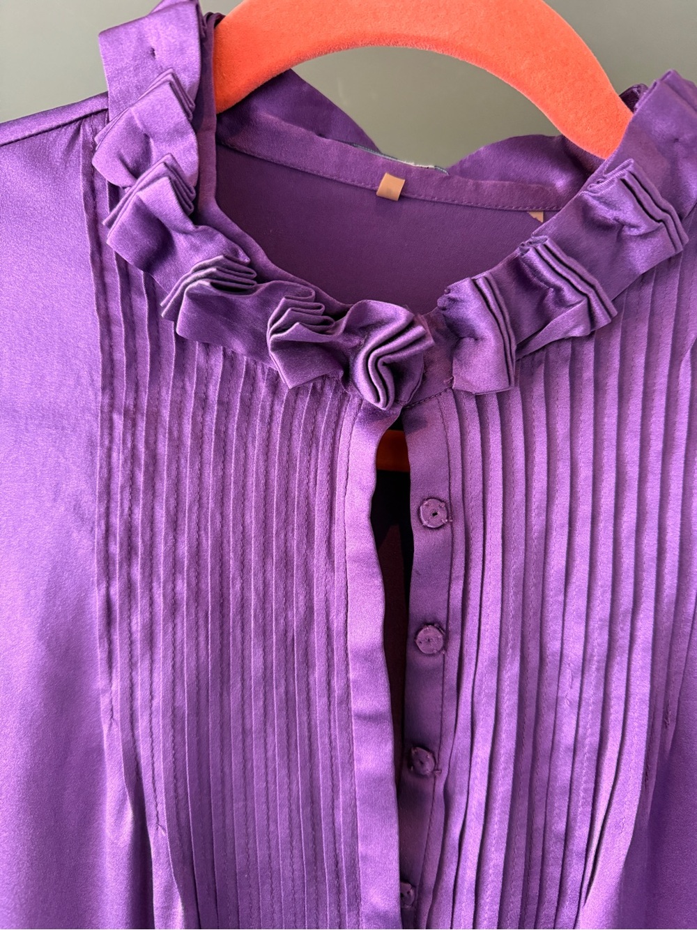 The royal purple Elie Tahari blouse with incredible detailing - Picture 5 of 5